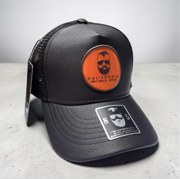 California Caps Bicolor Blanco Negro Logo - Trucker
