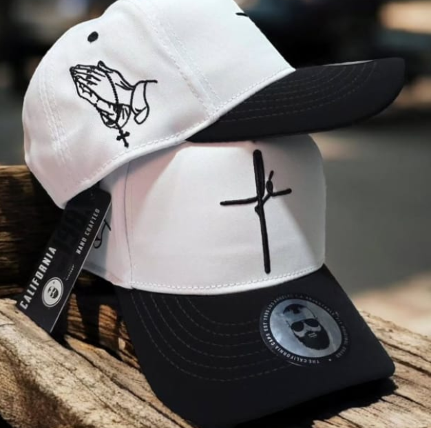 California Caps Script Blanca Elegante - Trucker