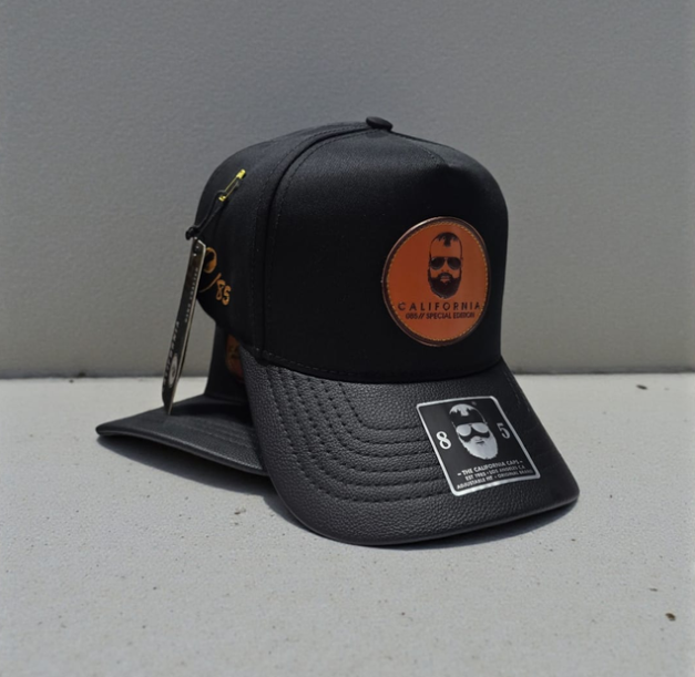 California Caps Camello Cruz Bordada - Trucker