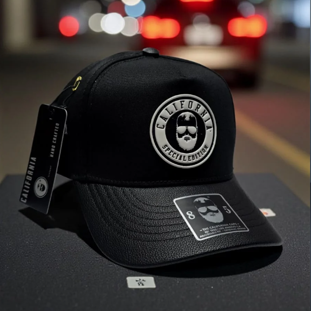 California Caps Script Blanco Minimalista - Trucker