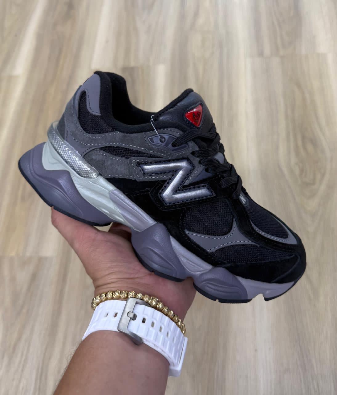 New Balance 9060 Blanco Gris Mujer